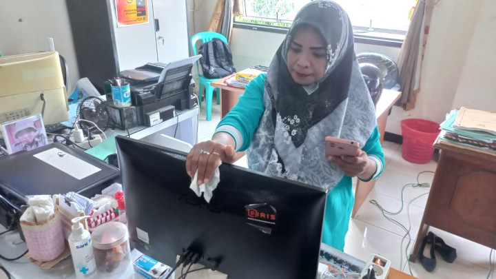 (12/01/2024) Kegiatan Kerja Bakti dan Pemasangan Umbul-Umbul di Kelurahan Sidomulyo untuk Hari Jadi Samarinda ke 356 dan HUT Pemerintah Kota Samarinda  ke 64