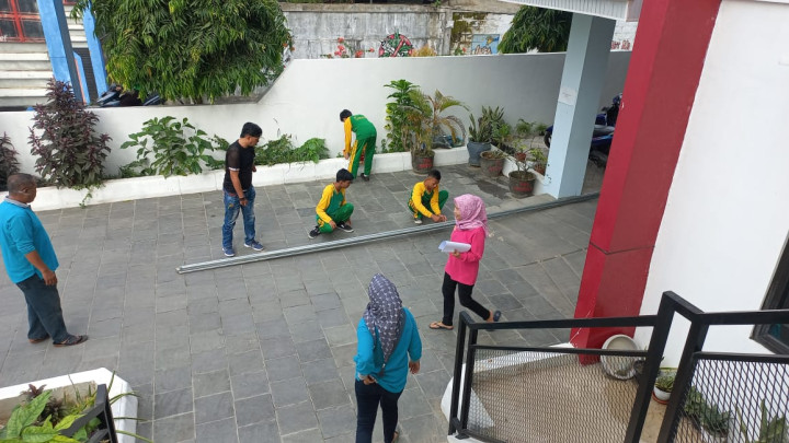 (12/01/2024) Kegiatan Kerja Bakti dan Pemasangan Umbul-Umbul di Kelurahan Sidomulyo untuk Hari Jadi Samarinda ke 356 dan HUT Pemerintah Kota Samarinda  ke 64