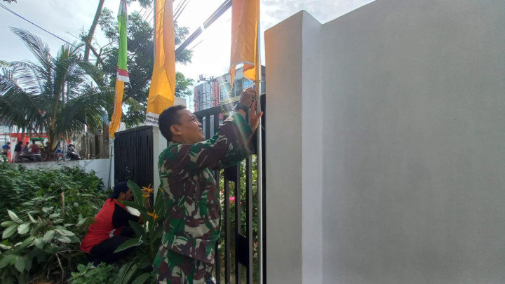 (12/01/2024) Kegiatan Kerja Bakti dan Pemasangan Umbul-Umbul di Kelurahan Sidomulyo untuk Hari Jadi Samarinda ke 356 dan HUT Pemerintah Kota Samarinda  ke 64