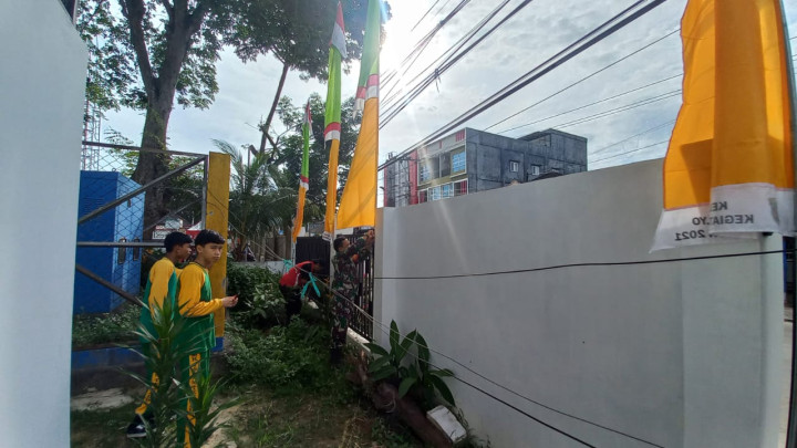 (12/01/2024) Kegiatan Kerja Bakti dan Pemasangan Umbul-Umbul di Kelurahan Sidomulyo untuk Hari Jadi Samarinda ke 356 dan HUT Pemerintah Kota Samarinda  ke 64
