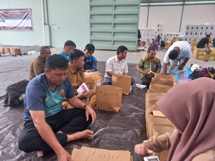 (16/01/2024) Dokumentasi Persiapan Logistik Pemilu 2024 Disiapkan Secara Teliti di Gudang KPU Kota Samarinda.