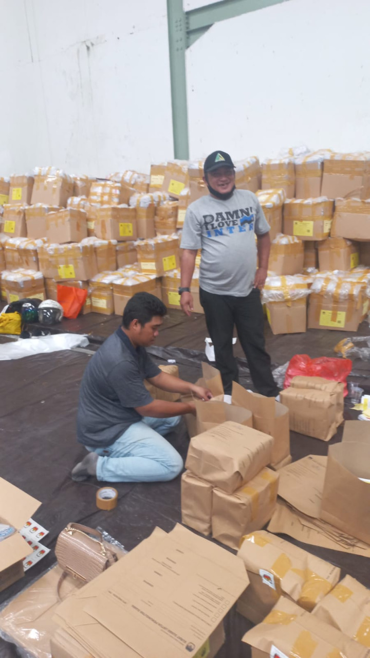 (16/01/2024) Dokumentasi Persiapan Logistik Pemilu 2024 Disiapkan Secara Teliti di Gudang KPU Kota Samarinda.
