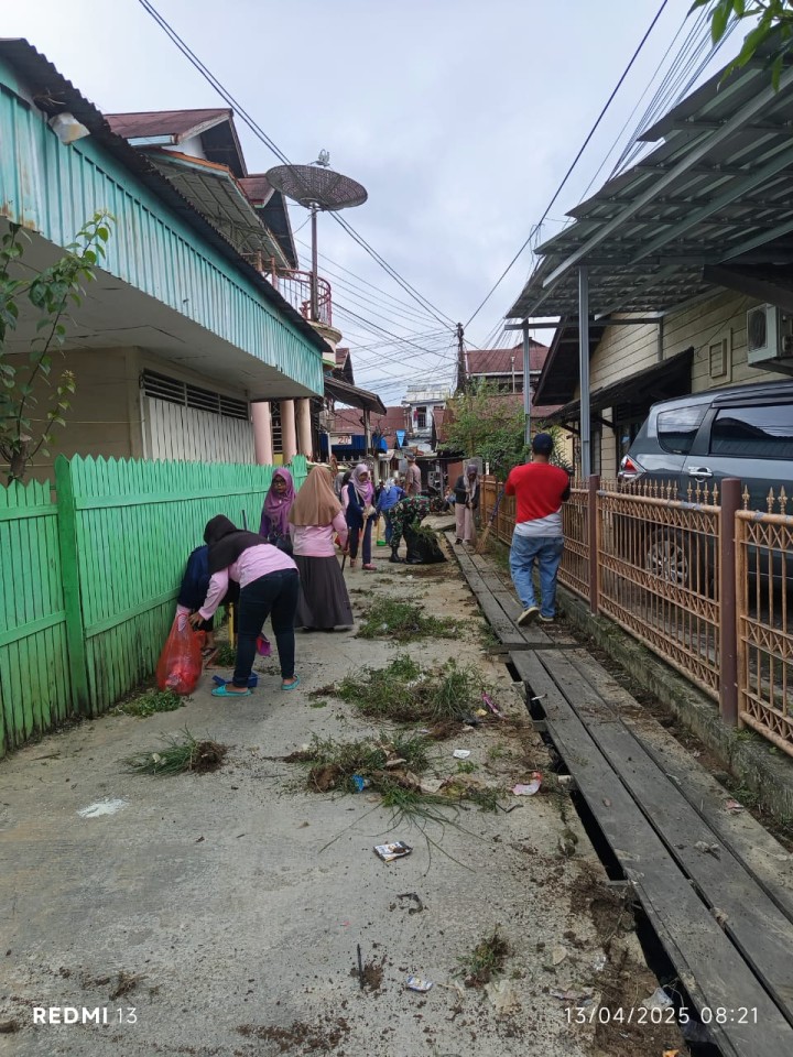 Kerja Bakti RT.01, RT.04 & RT.05 (13/04/2025)