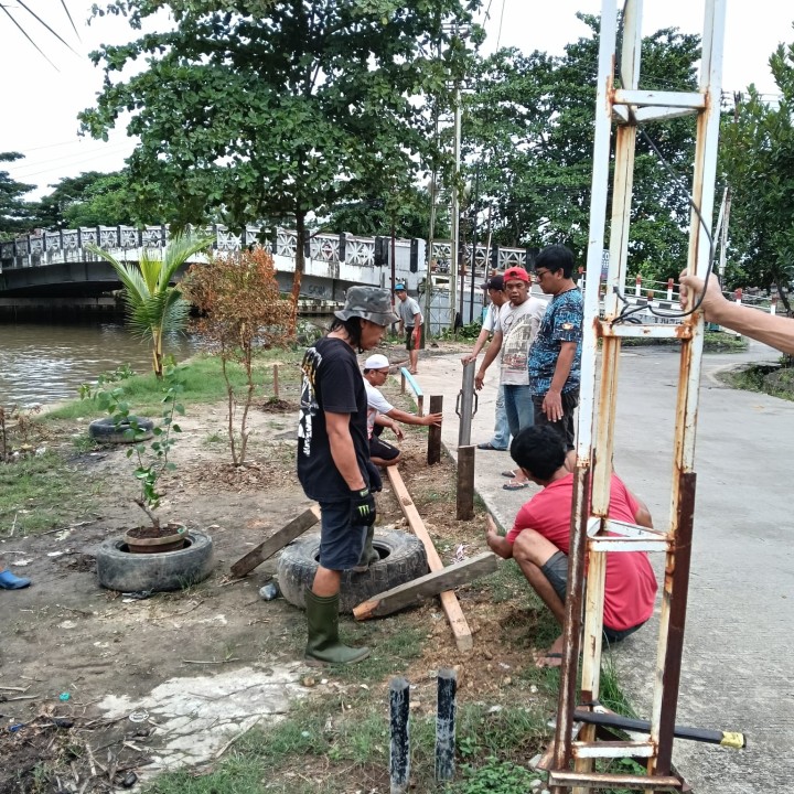 Kegiatan Gotong Royong Warga Kelurahan Sidomulyo RT. 13, RT. 30, RT. 23, RT. (04/01/2026))