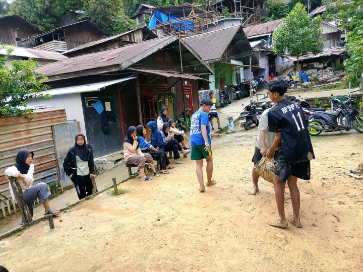 Kegiatan Gotong Royong Warga Kelurahan Sidomulyo RT. 13, RT. 30, RT. 23, RT. (04/01/2026))