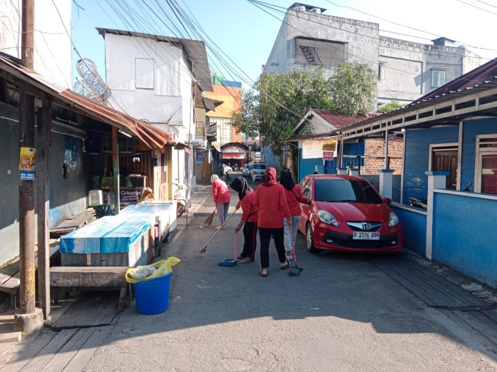 Kegiatan Kerja Bakti  RT. 01, RT. 02, RT. 04, RT. 08, RT. 11, RT. 13, RT. 17, RT. 21, RT. 22, RT. 27, RT. 35, RT. 40 (18/01/2026)