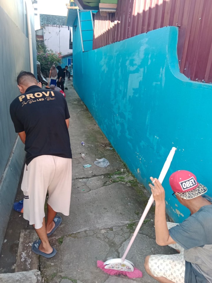 Kegiatan Kerja Bakti  RT. 01, RT. 02, RT. 04, RT. 08, RT. 11, RT. 13, RT. 17, RT. 21, RT. 22, RT. 27, RT. 35, RT. 40 (18/01/2026)