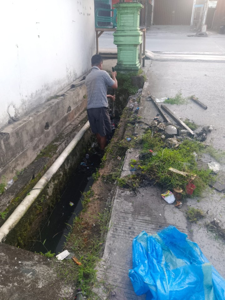 Kegiatan Kerja Bakti  RT. 01, RT. 02, RT. 04, RT. 08, RT. 11, RT. 13, RT. 17, RT. 21, RT. 22, RT. 27, RT. 35, RT. 40 (18/01/2026)