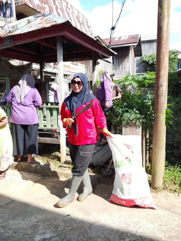 Kegiatan Kerja Bakti  RT. 01, RT. 02, RT. 04, RT. 08, RT. 11, RT. 13, RT. 17, RT. 21, RT. 22, RT. 27, RT. 35, RT. 40 (18/01/2026)