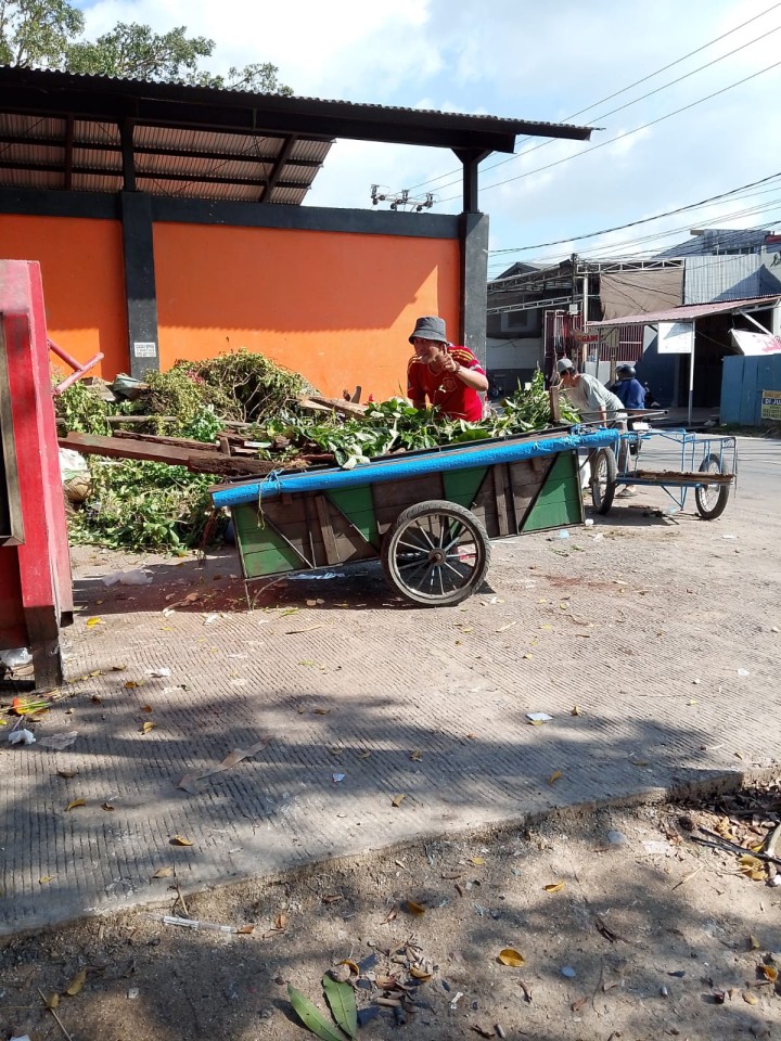 Kegiatan Kerja Bakti  RT. 01, RT. 02, RT. 04, RT. 08, RT. 11, RT. 13, RT. 17, RT. 21, RT. 22, RT. 27, RT. 35, RT. 40 (18/01/2026)