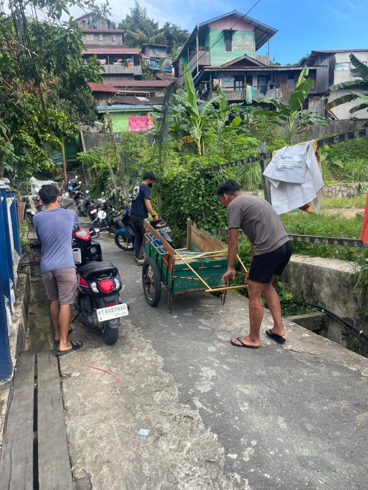 Kegiatan Kerja Bakti  RT. 01, RT. 02, RT. 04, RT. 08, RT. 11, RT. 13, RT. 17, RT. 21, RT. 22, RT. 27, RT. 35, RT. 40 (18/01/2026)