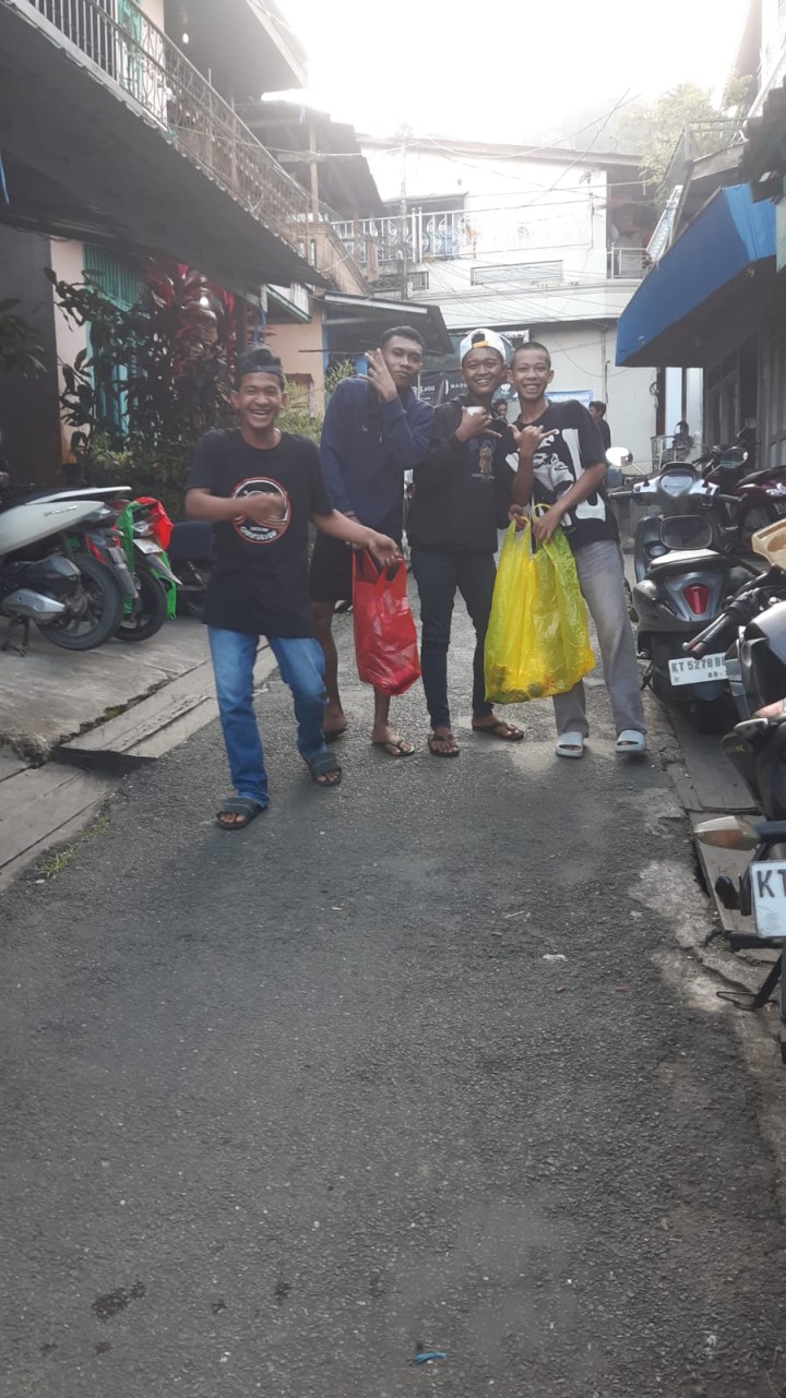 Kegiatan Kerja Bakti  RT. 01, RT. 02, RT. 04, RT. 08, RT. 11, RT. 13, RT. 17, RT. 21, RT. 22, RT. 27, RT. 35, RT. 40 (18/01/2026)