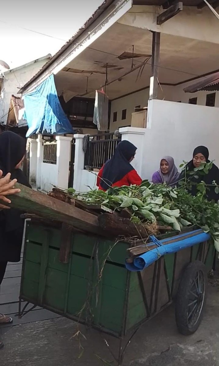 Kegiatan Kerja Bakti  RT. 01, RT. 02, RT. 04, RT. 08, RT. 11, RT. 13, RT. 17, RT. 21, RT. 22, RT. 27, RT. 35, RT. 40 (18/01/2026)