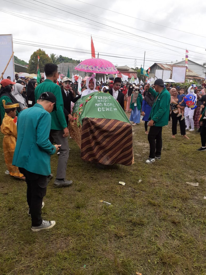 Pawai Kirab Budaya Bersih Desa ke - 49