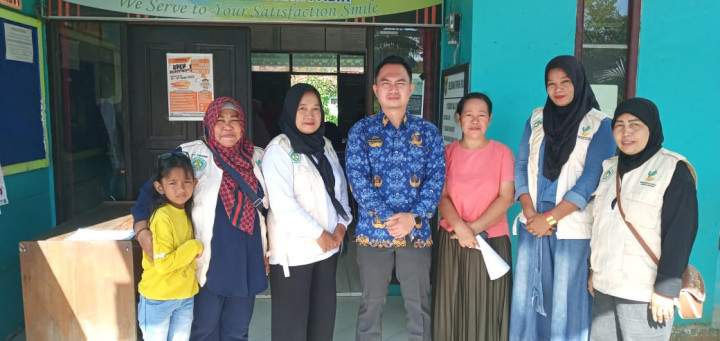 Pembagian Sembako dan Bantuan Anak Sekolah Program Probebaya Tahun 2022