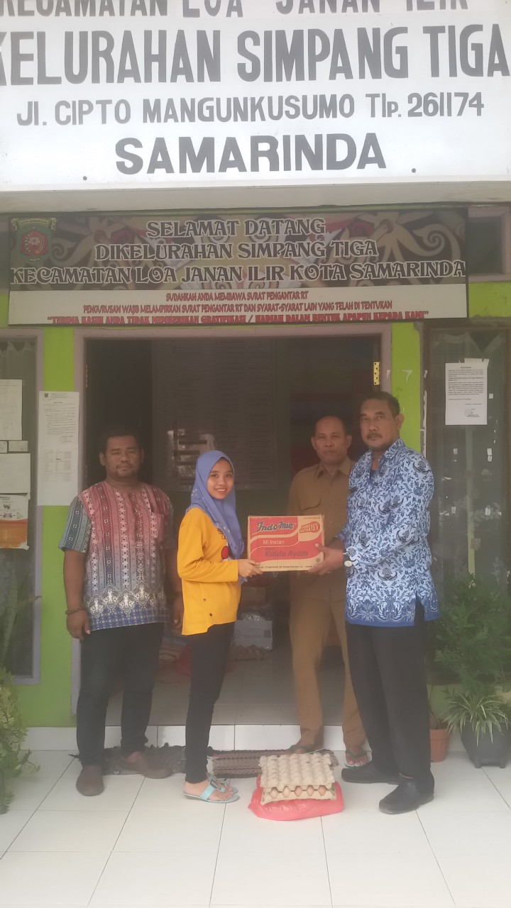 Penyerahan Bantuan Masyarakat