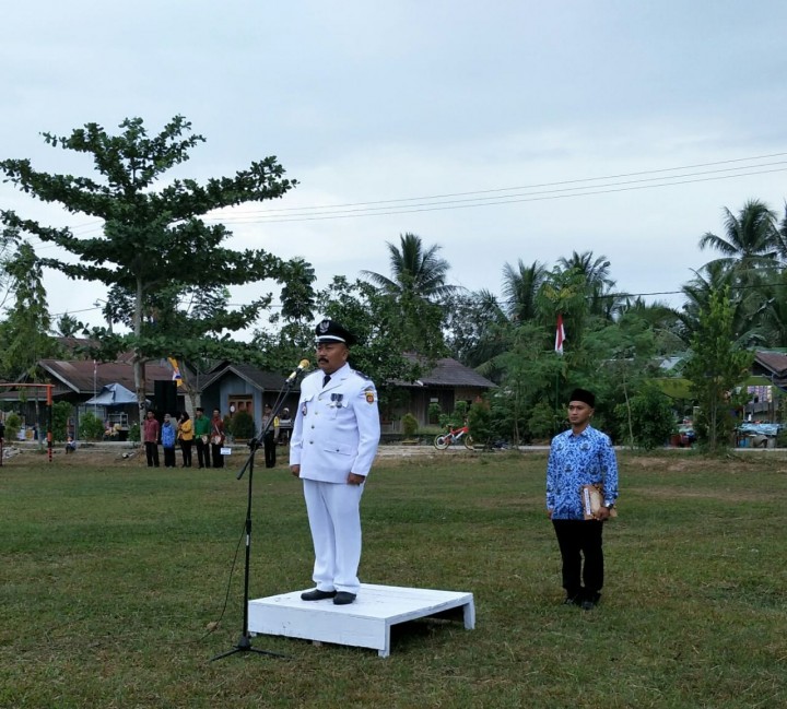 Upacara Bendera Memperingati Hari Proklamasi HUT RI-73