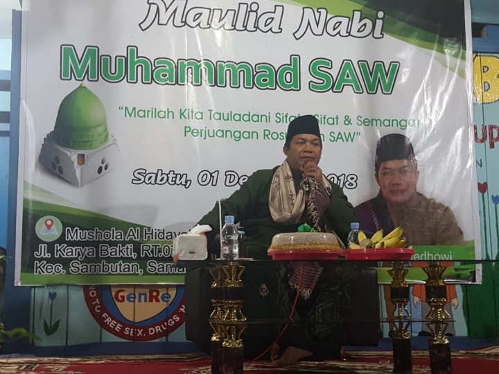 Pereingatan Maulid Nabi Muhammad SWT di Mushola Al-Hidayah Kelurahan Sindang sari,dengan Penceramah Ustadz Ahmad Baedhowi