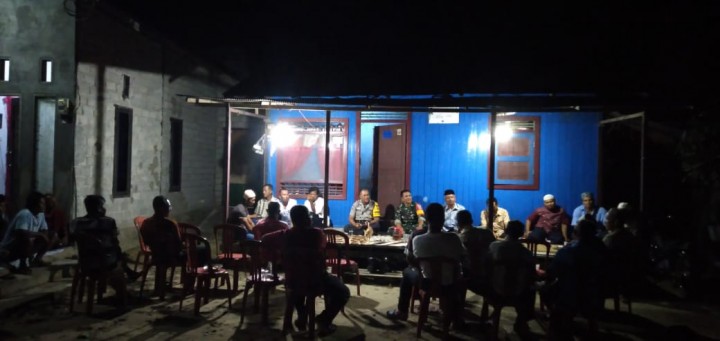Musyawarah pembentukan dan pengatifkan "POS KAMPLING" di wilayah masing-masing RT.