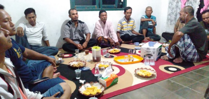Musyawarah pembentukan dan pengatifkan "POS KAMPLING" di wilayah masing-masing RT.