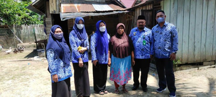 Monitoring di wilayah RT.09 kelurahan sindang sar. Bersaama Tim dari Dinas Perdagangan Kota Samarinda