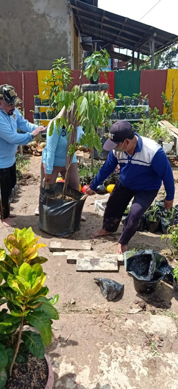 Gotong Royong Massal
