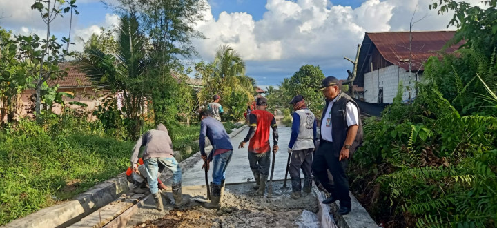 Monitoring Pengecekan Semenisasi/Pengecoran Jalan