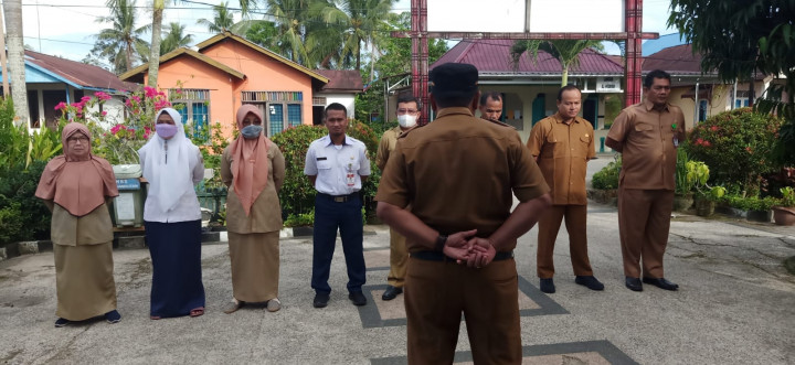 Kegiatan Apel Pagi Di lingkungan Pemerintahan Kantor Kelurahan Sindang Sari.