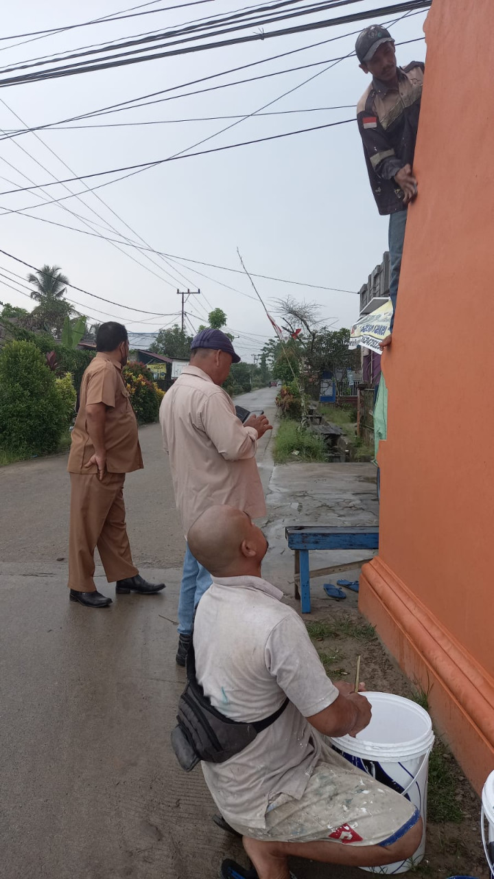 Monitoring Pekerjaan Gerbang Program CSR PLN
