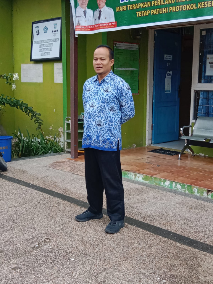 Apel pagi di lingkungan pemerintah kantor kelurahan sindang sari