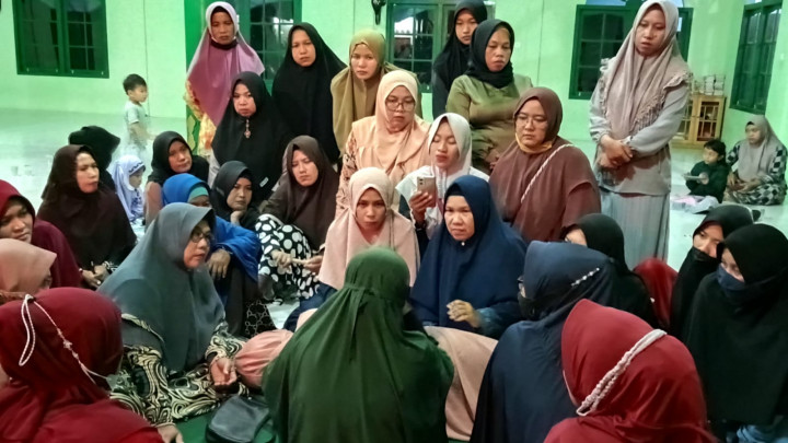 PELATIHAN FARDU KIFAYAH RT 01, 02, 03 KELURAHAN SINDANG SARI