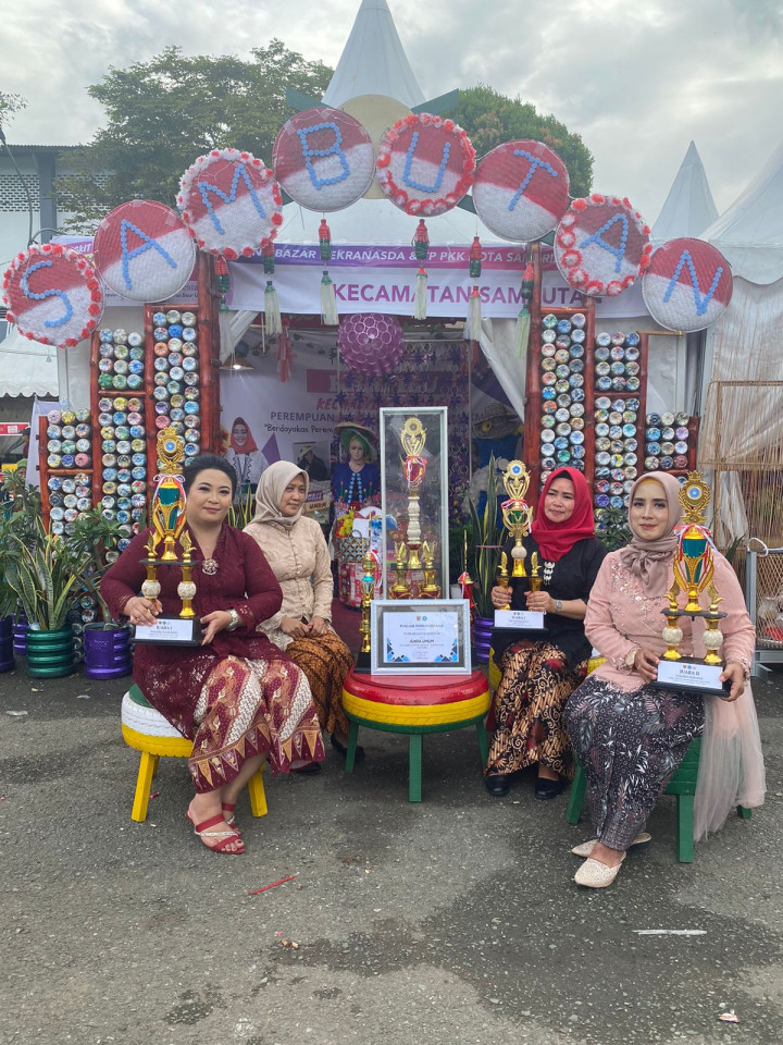 Pameran Gaun Daur Ulang oleh TP PKK Kota Samarinda