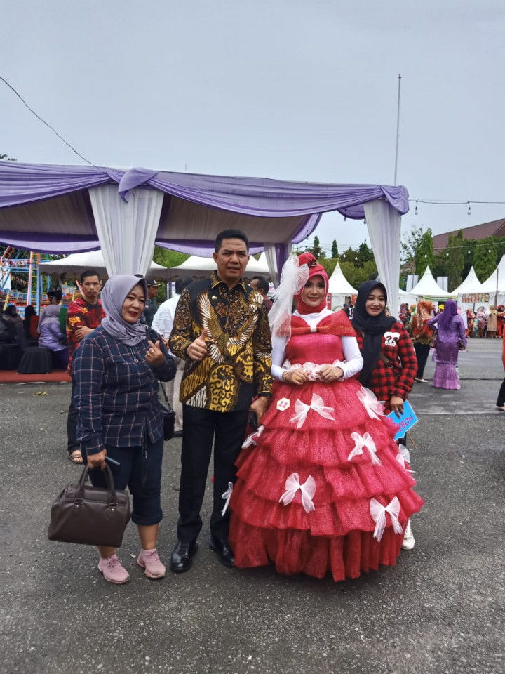 Pameran Gaun Daur Ulang oleh TP PKK Kota Samarinda