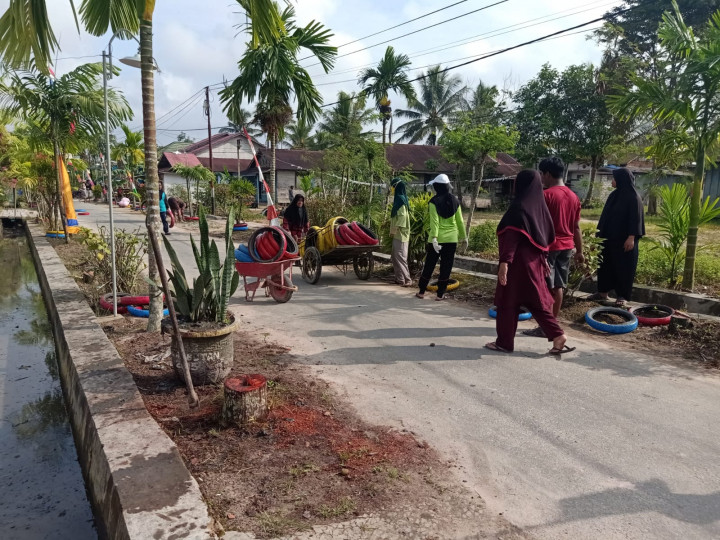Gotong Royong Massal