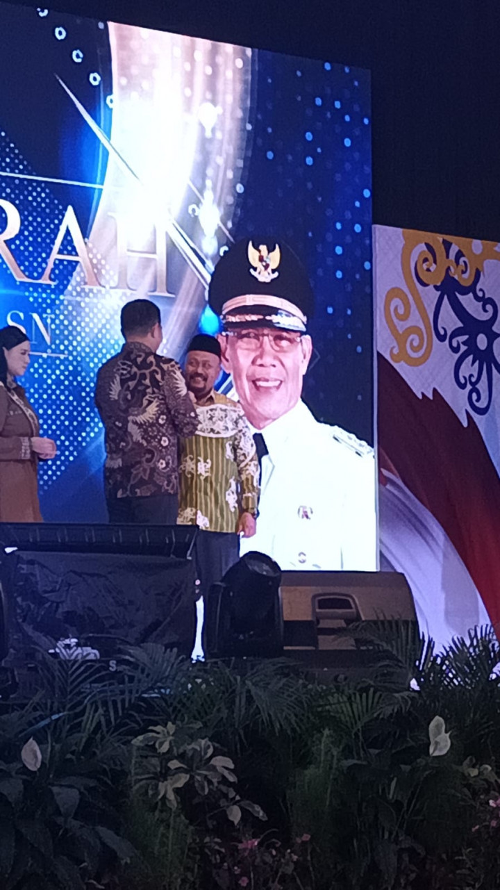 Malam Penganugerahan ASN dan NON ASN Serta PROBEBAYA Award 2022