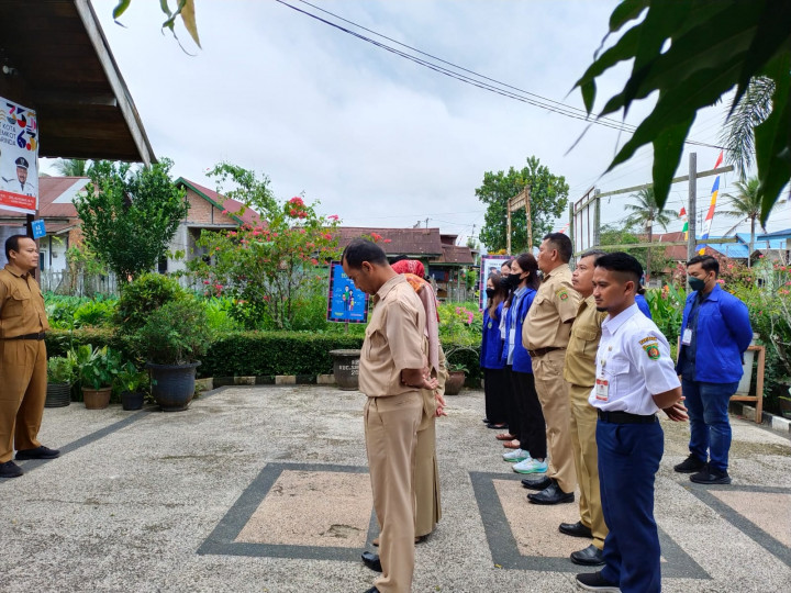 Rutinitas Apel Pagi di lingkungan pemerintahan Kantor kelurahan Sindang Sari