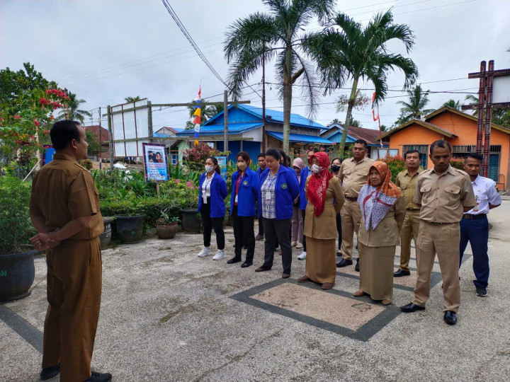 Rutinitas Apel Pagi di lingkungan pemerintahan Kantor kelurahan Sindang Sari