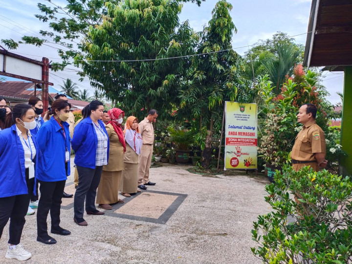 Rutinitas Apel Pagi di lingkungan pemerintahan Kantor kelurahan Sindang Sari