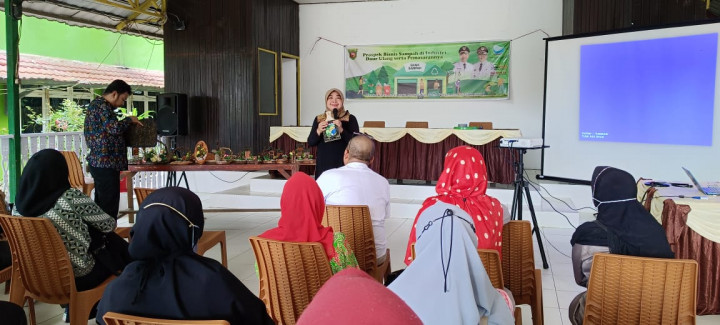 Sosialisasi Prospek Bisnis Sampah di Industri Daur Ulang Serta pemasarannya dalam Rangka (Peningkatan Peran serta Masyarakat dalam pengolahan Persampahan)