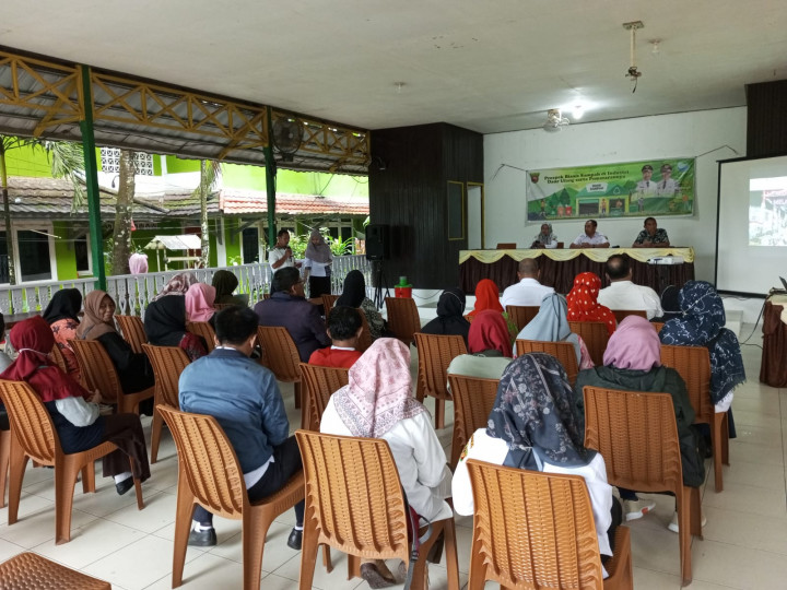 Sosialisasi Prospek Bisnis Sampah di Industri Daur Ulang Serta pemasarannya dalam Rangka (Peningkatan Peran serta Masyarakat dalam pengolahan Persampahan)