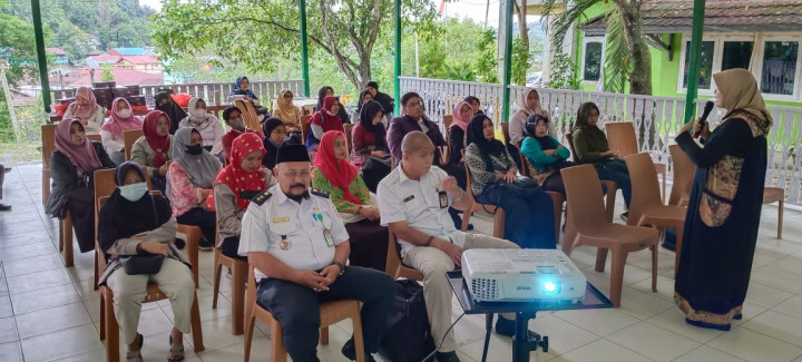 Sosialisasi Prospek Bisnis Sampah di Industri Daur Ulang Serta pemasarannya dalam Rangka (Peningkatan Peran serta Masyarakat dalam pengolahan Persampahan)