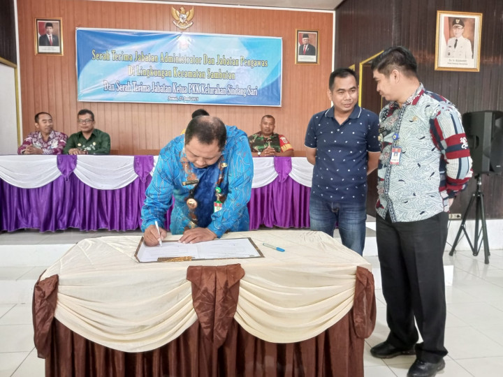 Sertijab dan Pisah Sambut Pejabat Sruktural di Lingkungan Pemerintahan Kecamatan dan Kelurahan Se-Kecamatan Sambutan