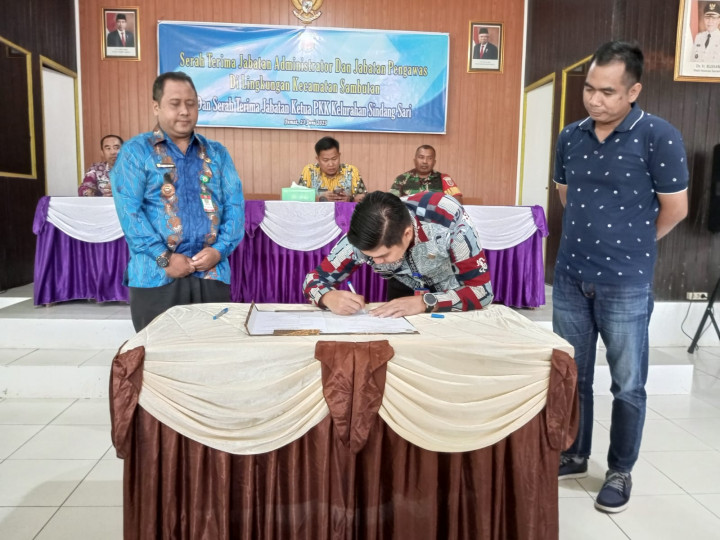 Sertijab dan Pisah Sambut Pejabat Sruktural di Lingkungan Pemerintahan Kecamatan dan Kelurahan Se-Kecamatan Sambutan