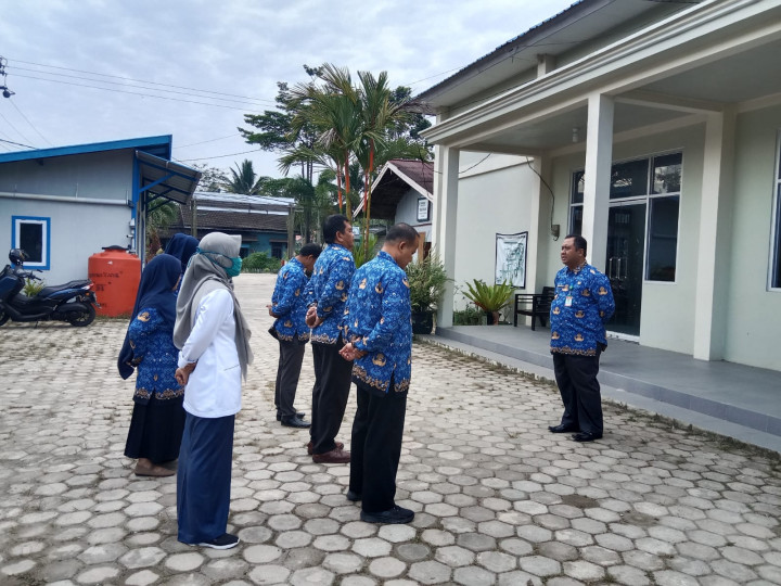 Apel pagi di Lingkungan Pemerintahan Kantor Kelurahan Sindang Sari