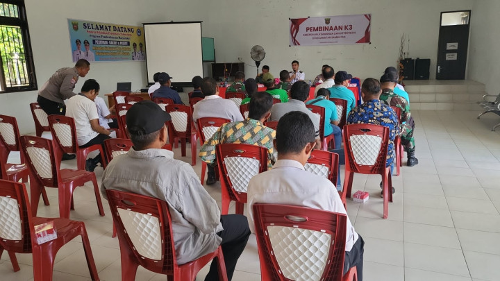 PEMBINAAN K3 (Kebersihan,Keamanan,dan Keteriban Di Kecamatan Sambutan)