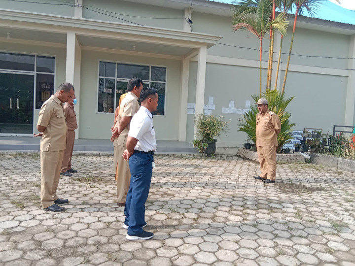 Rutinitas Apel Pagi di Lingkungan Pemerintahan Kantor Kelurahan Sindang Sari