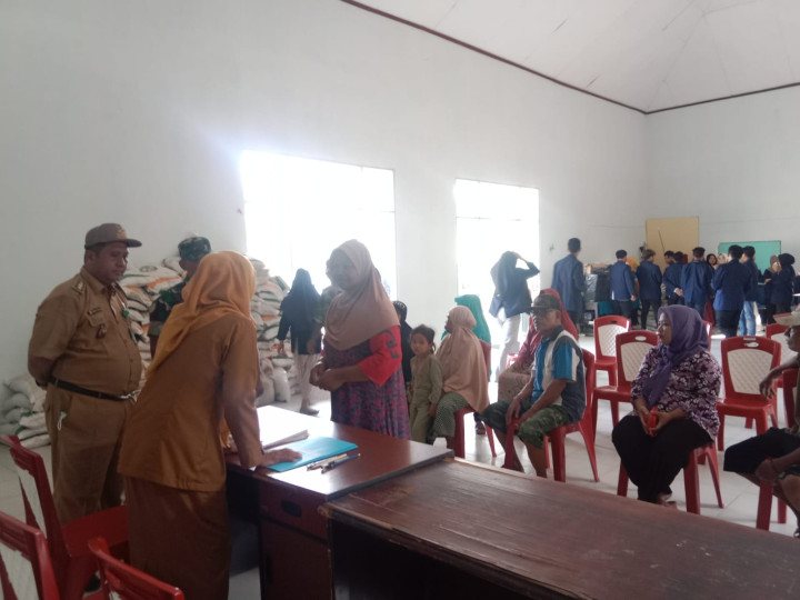 Pendistribusian Beras Cadangan Pangan Pemerintah ( CPP ) di Kelurahan Sindang Sari