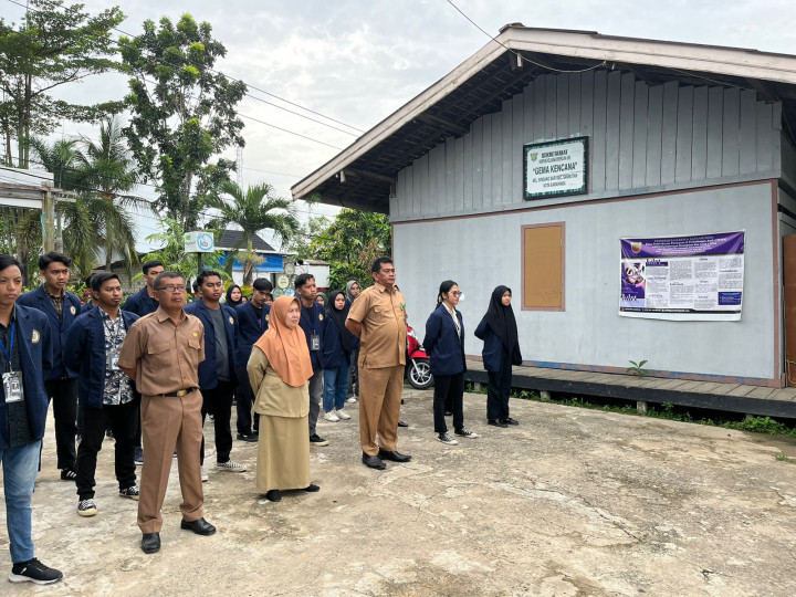 Rutinitas Kegiatan apel pagi di Lingkungan Pemerintahan Kantor Kelurahan Sindang sari