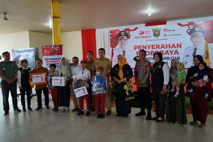 Penyerahan PROBEBAYA Kecamatan Sambutan Oleh Bapak Walikota Samarinda Dr.Andi Harun