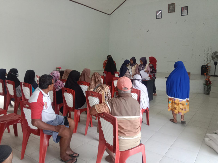 Pendisbusian Beras dari Buloq di Kelurahan Sindang Sari